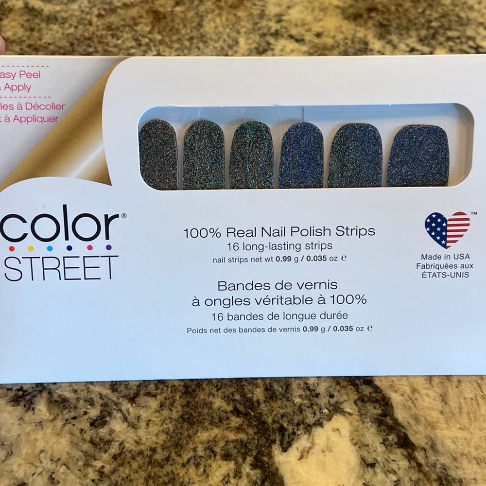 Brand New Color Street Soho-ver it